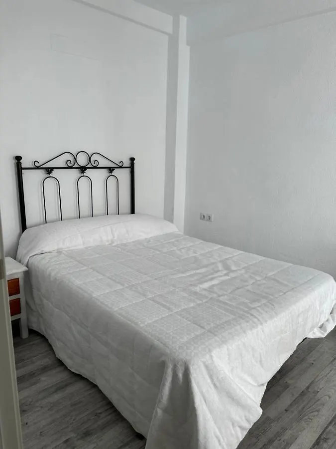 Apartamento De Tres Dormitorios Almeria Apartment